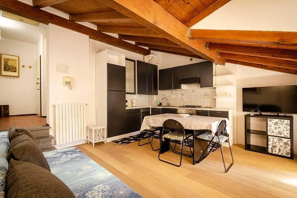 Tovaglie Apartment Bologna 0*,